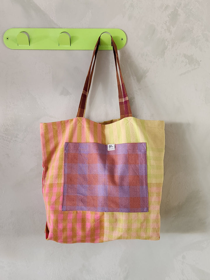 Mixed plaid tote bag.