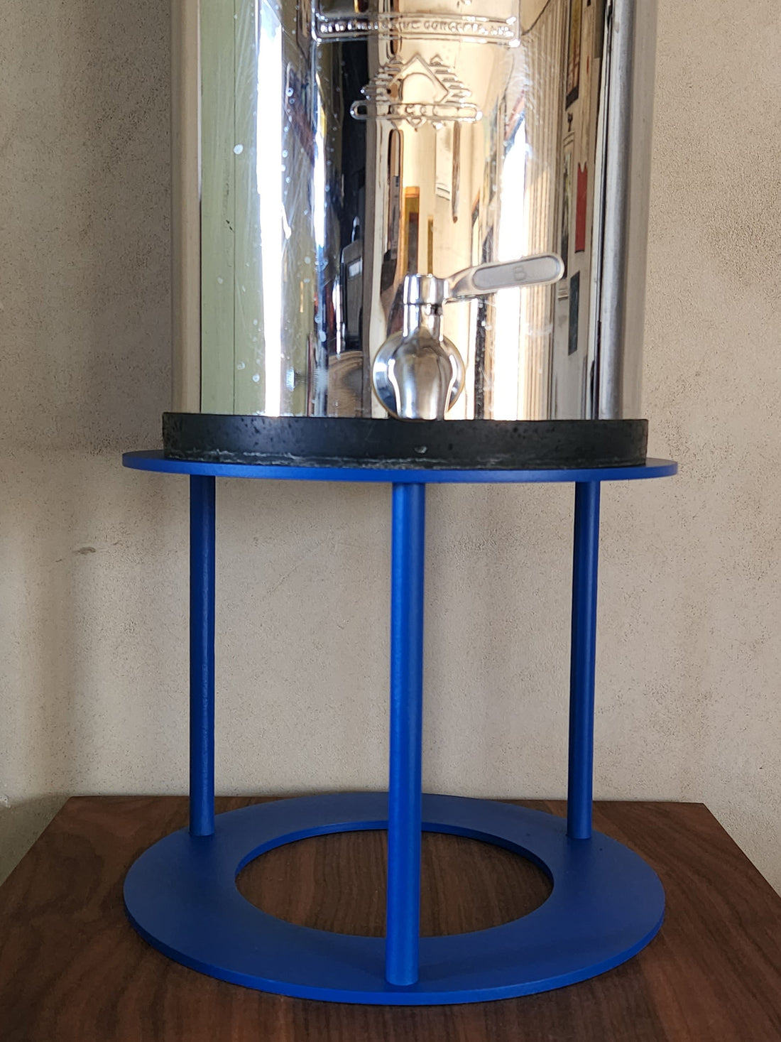 Modern Berkey Stand